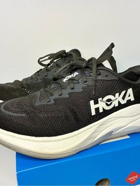 Hoka One One Rincon 4 1155132-BWHT Sneaker Mens EE-Wide Black Road Running Shoes
